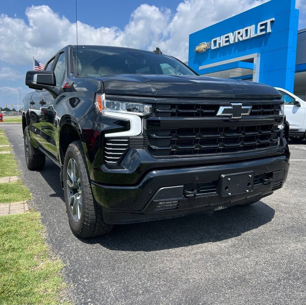 2026 Chevrolet Silverado 1500 RST in Black — front three-quarter view
