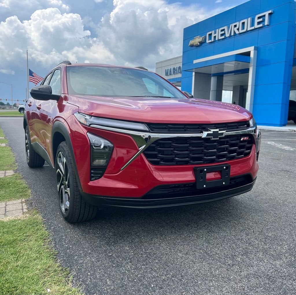 2026 Chevrolet Trax 2RS in Apex Red — front three-quarter view